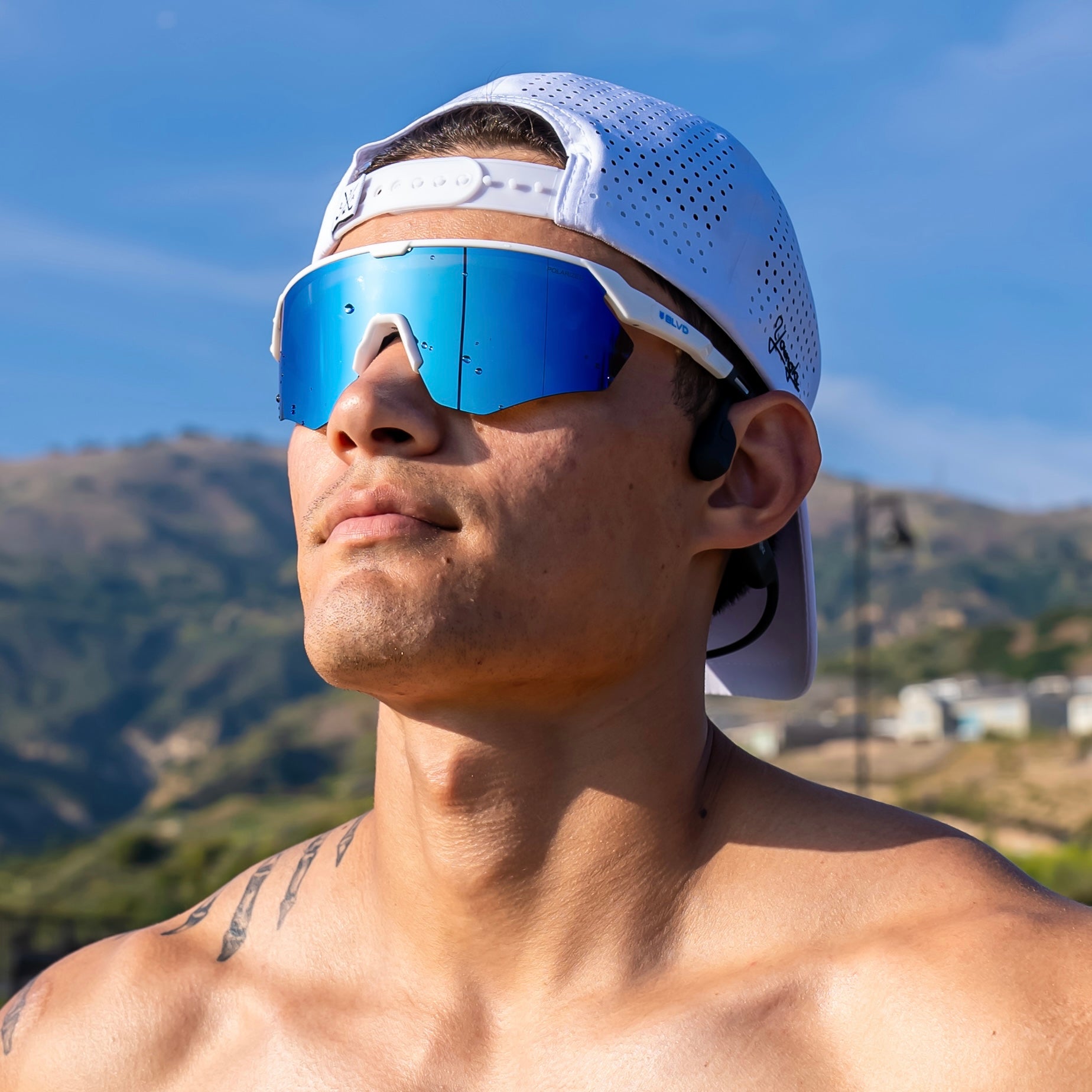 Pure V1 - White/Blue