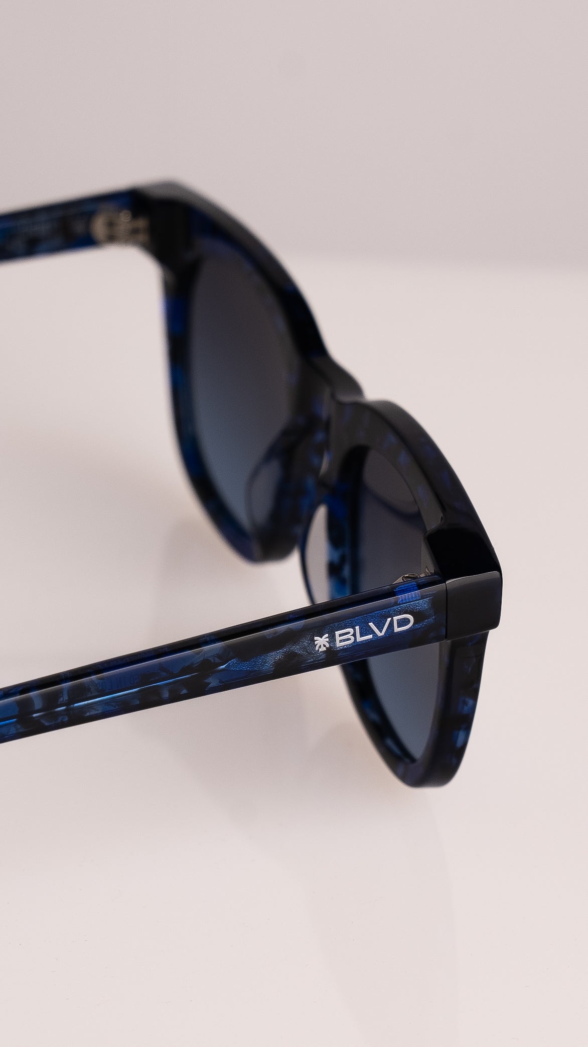 The Vista - Blue Tortoise