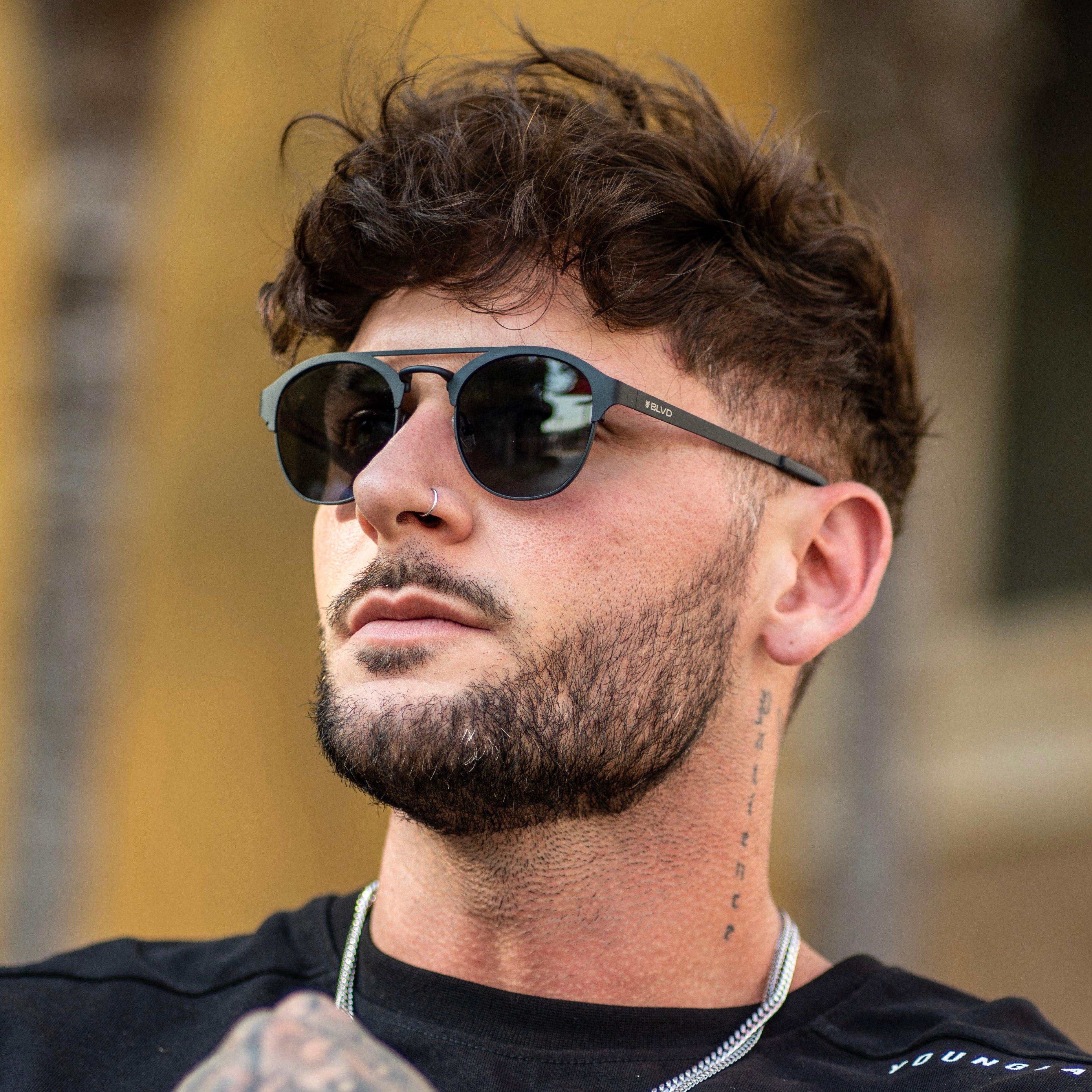 The Headliner - Black - blvdframes