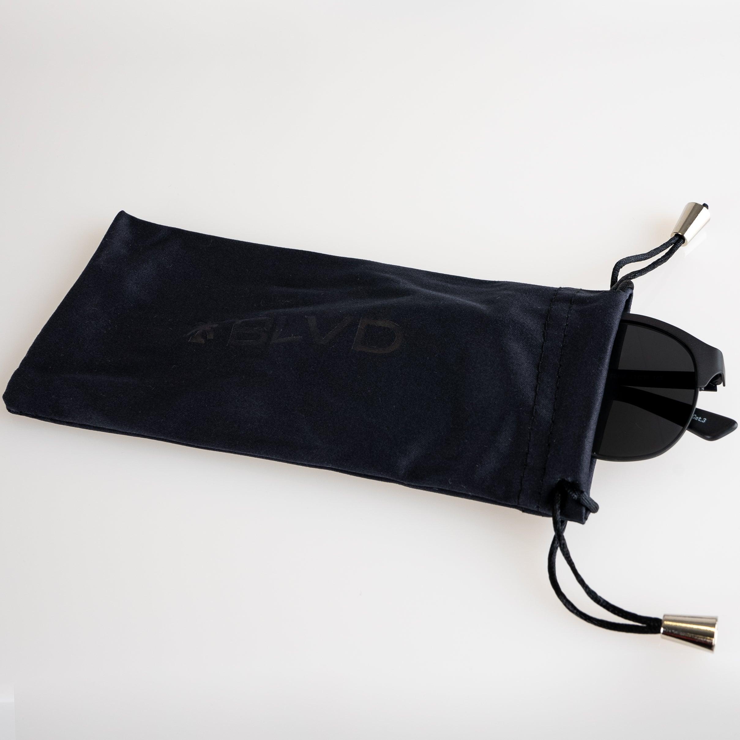 The Headliner - Black - blvdframes