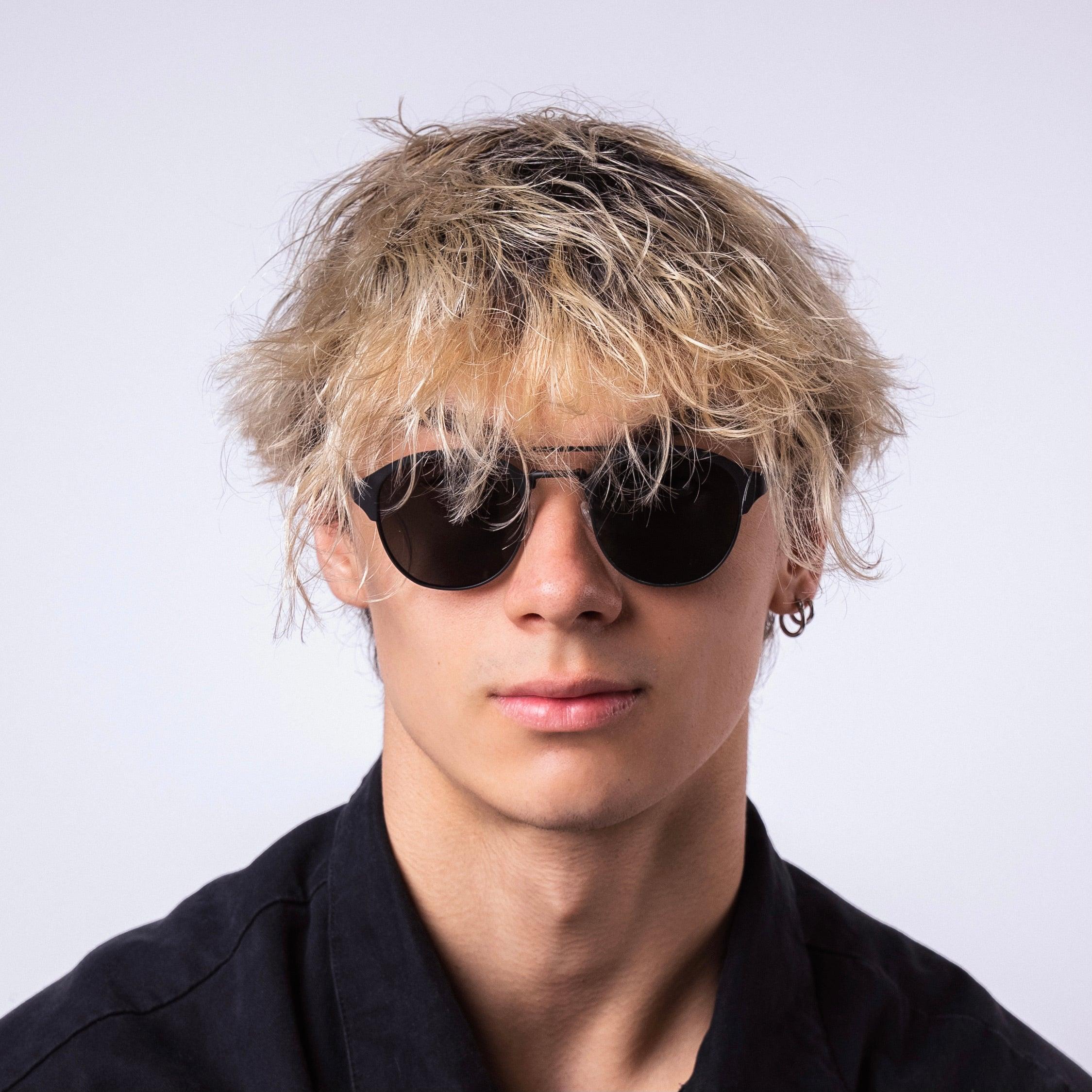 The Headliner - Black - blvdframes